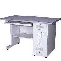 工厂办公用品采购指南 电脑桌与电脑台的选择与应用